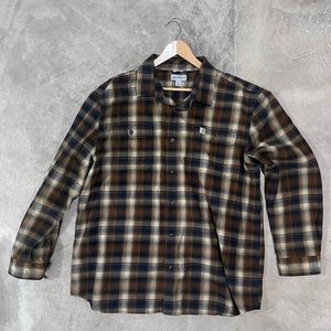 Carhartt men’s long sleeves button flannel shirt. Size (XXL Regular)